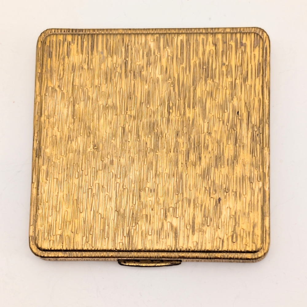 Vintage Collectible Kigu England Mid-Century Modern Gold Powder Compact